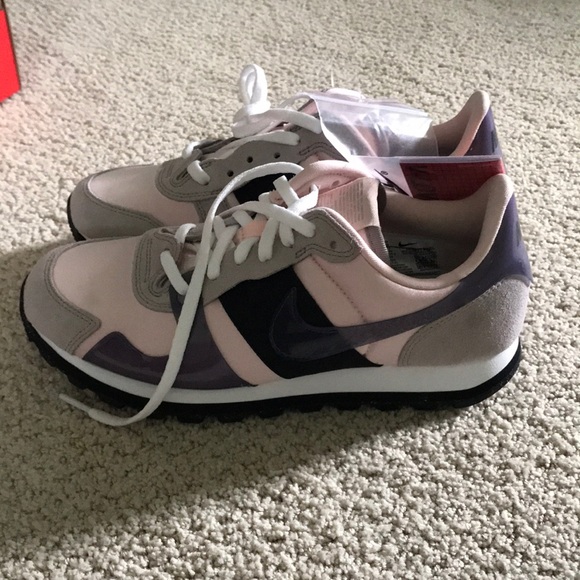 v love ox nike